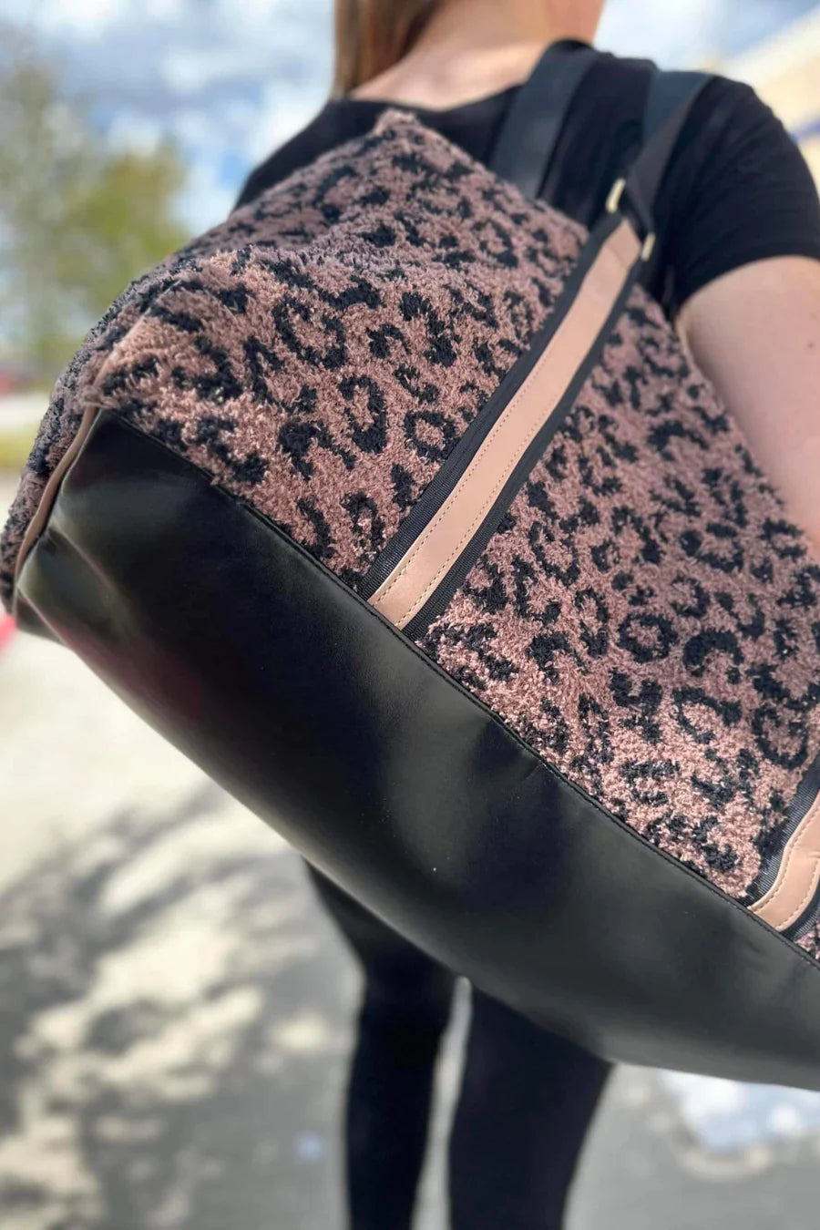 PREORDER: Getaway Duffle Travel Bag in Two Colors
